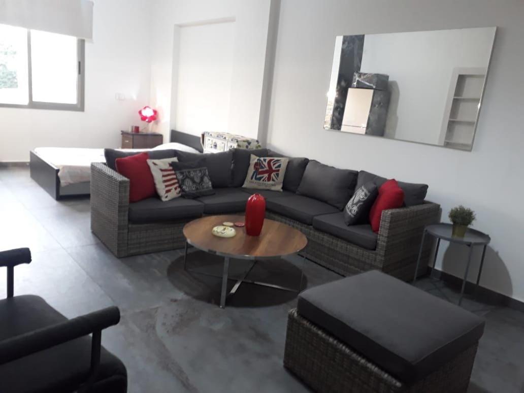 Fully Furnished And Equipped Studio In Dbayeh With Perfect Location Dış mekan fotoğraf